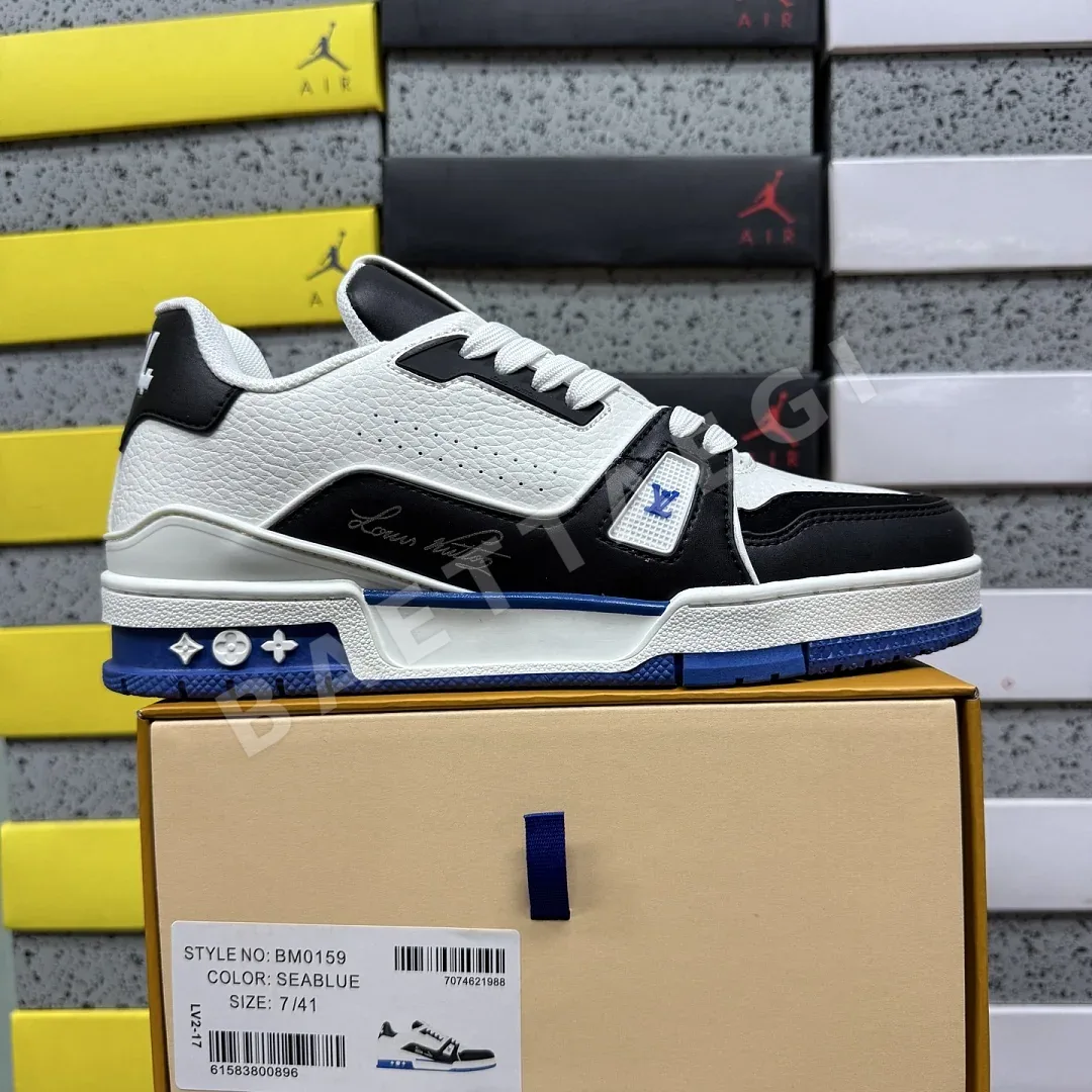 루이비통 [D1] V2 17 205867 Louis Vuitton V2-17