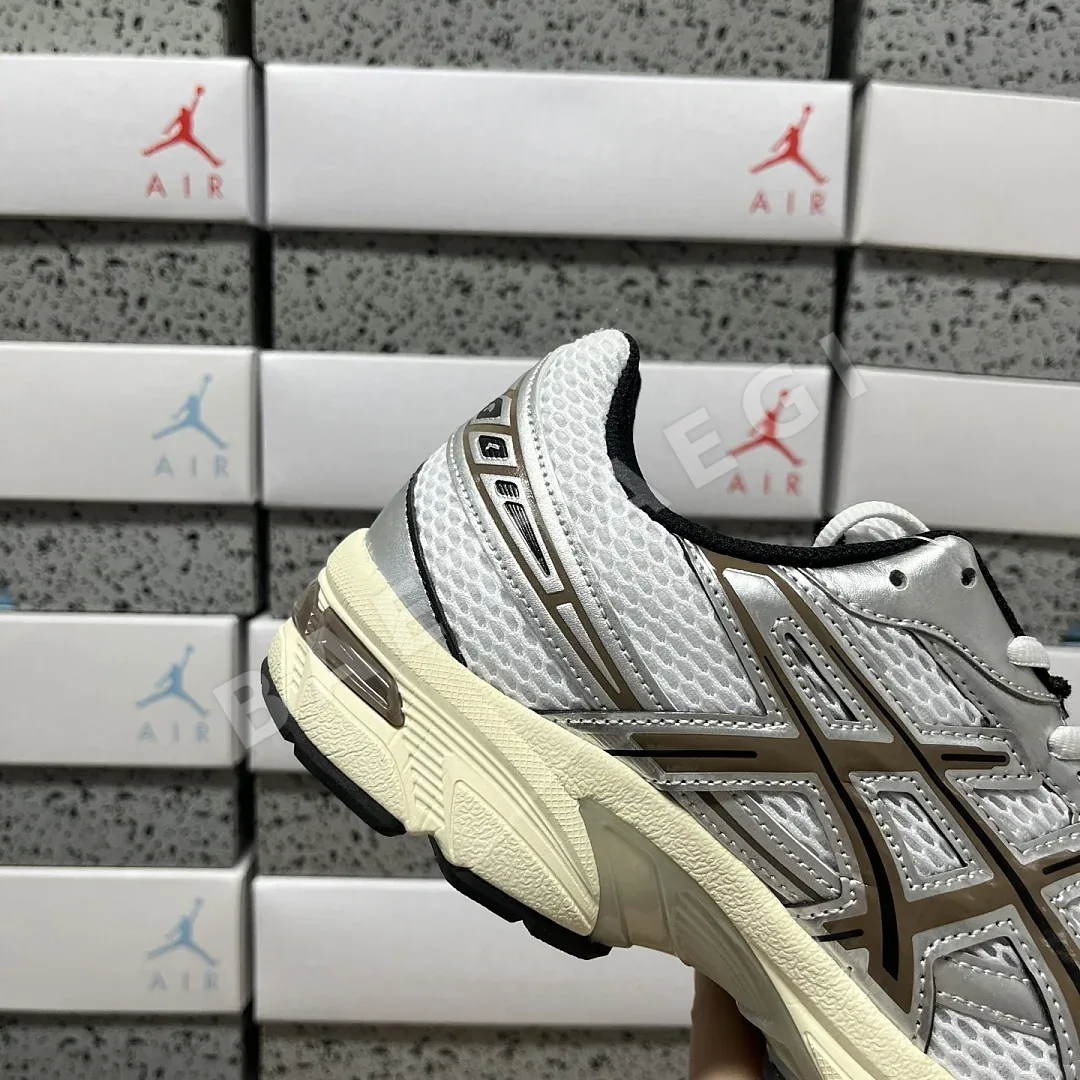 아식스 [VP] 젤 1130 1201A256-113 200546 Asics Gel-1130 White Clay Canyon 상세 이미지 3