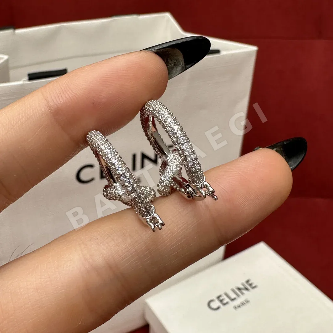 셀린느 노트 스파클 다이아몬드 후프 귀걸이 상세 이미지 4