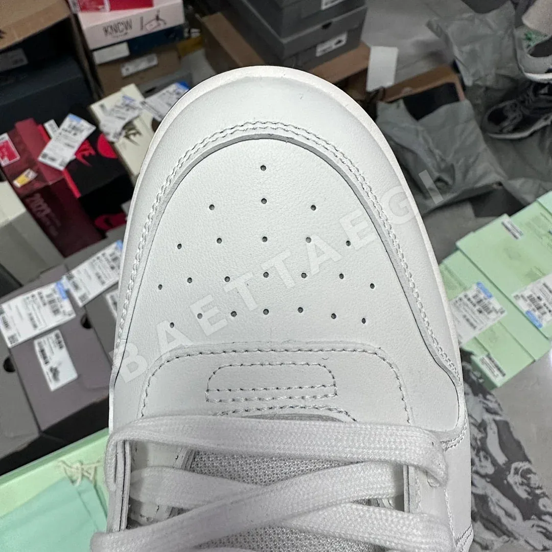 오프화이트 화이트 블루 202311 Off White 상세 이미지 2