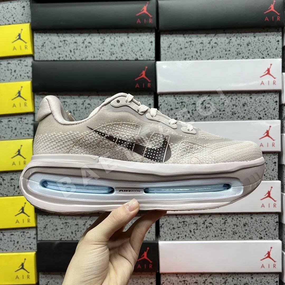 나이키 [CG] 보메로 프리미엄 HQ5963-607 201993 Nike Vomero Premium 상세 이미지 3