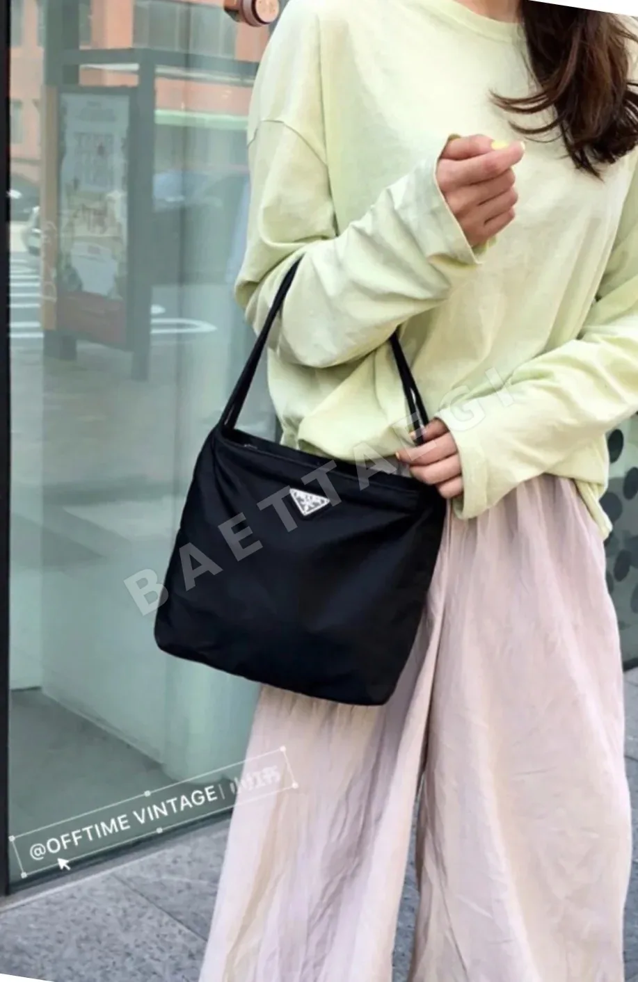 프라다 빈티지 나일론 토트백 188755