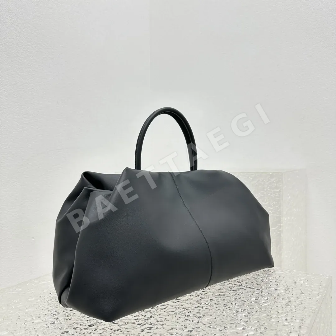 더로우 블랙 가죽 빅 토트백 상세 이미지 3