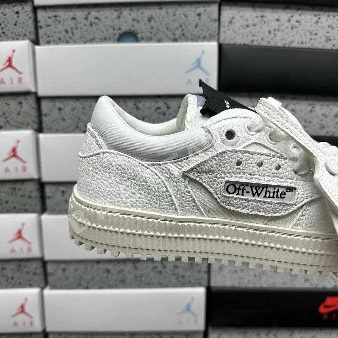 오프화이트 3.0 오프 코트 로우 202498 Off White 3.0 Off Court Low White Black 상세 이미지 6