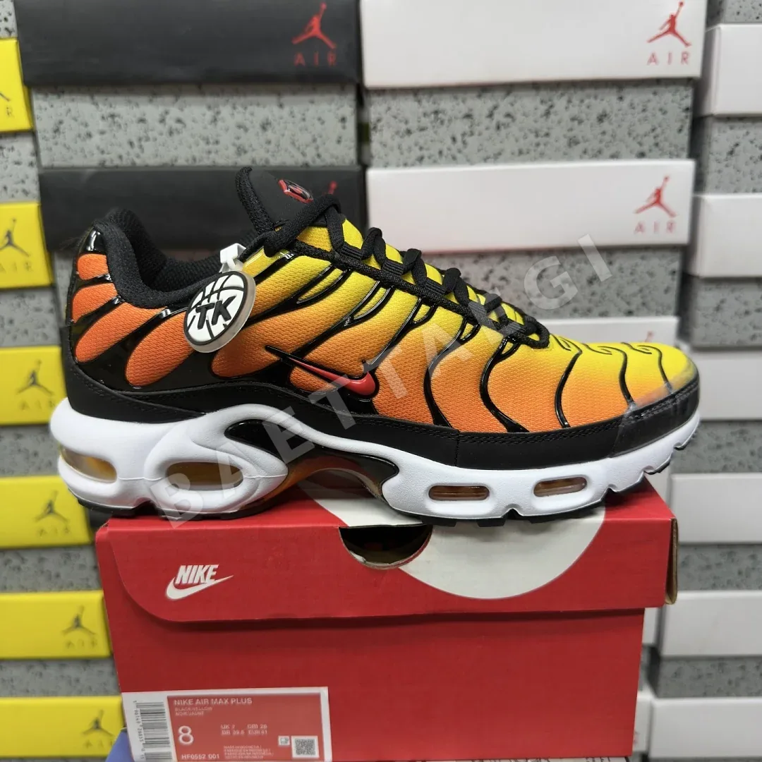 나이키 [TK] 에어 맥스 플러스 블랙 오렌지 화이트 HF0552-001 201974 Nike Air Max Plus Sunset