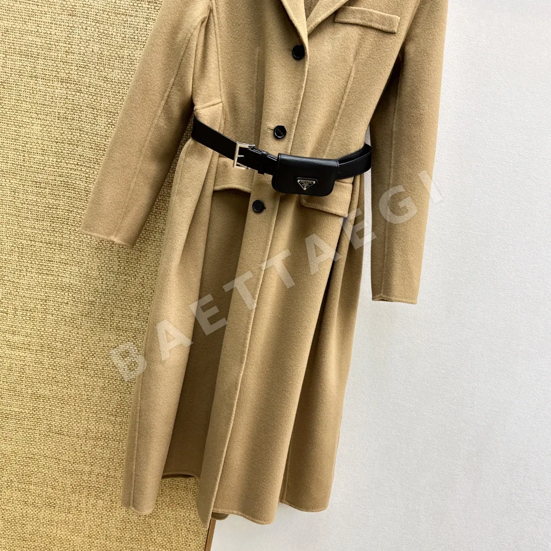 프라다 메리노 울 양면 카라 여성 자켓 상세 이미지 5