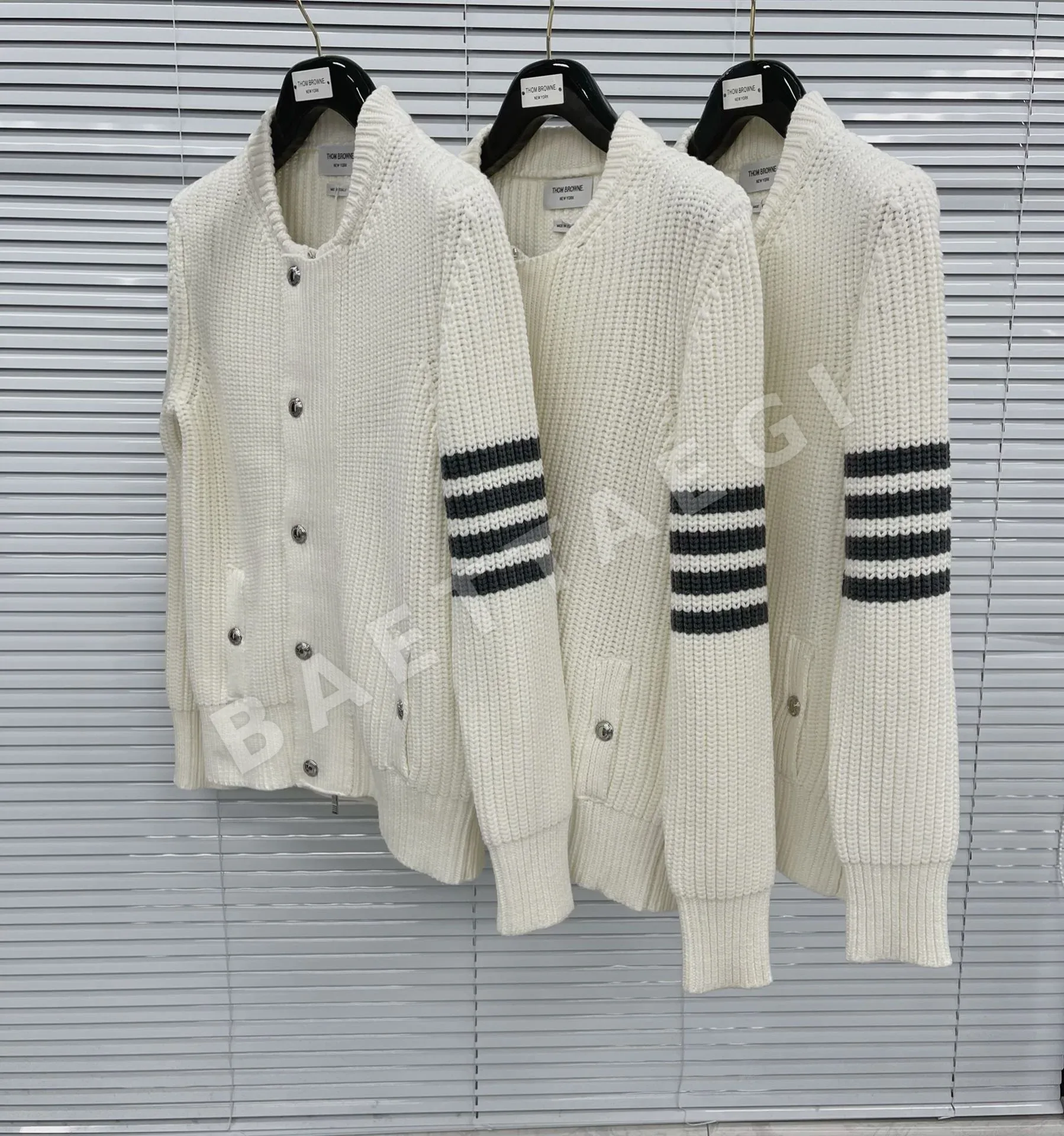 톰브라운 청키 니트 지퍼 베이스볼 카라 가디건 상세 이미지 3