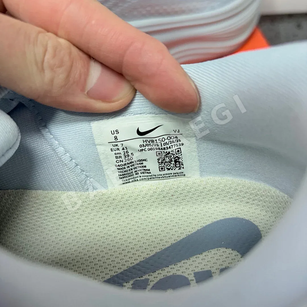 나이키 [GT] 보메로 플러스 HV8150-004 201145 Nike Vomero Plus Football Grey Ashen Slate 상세 이미지 4