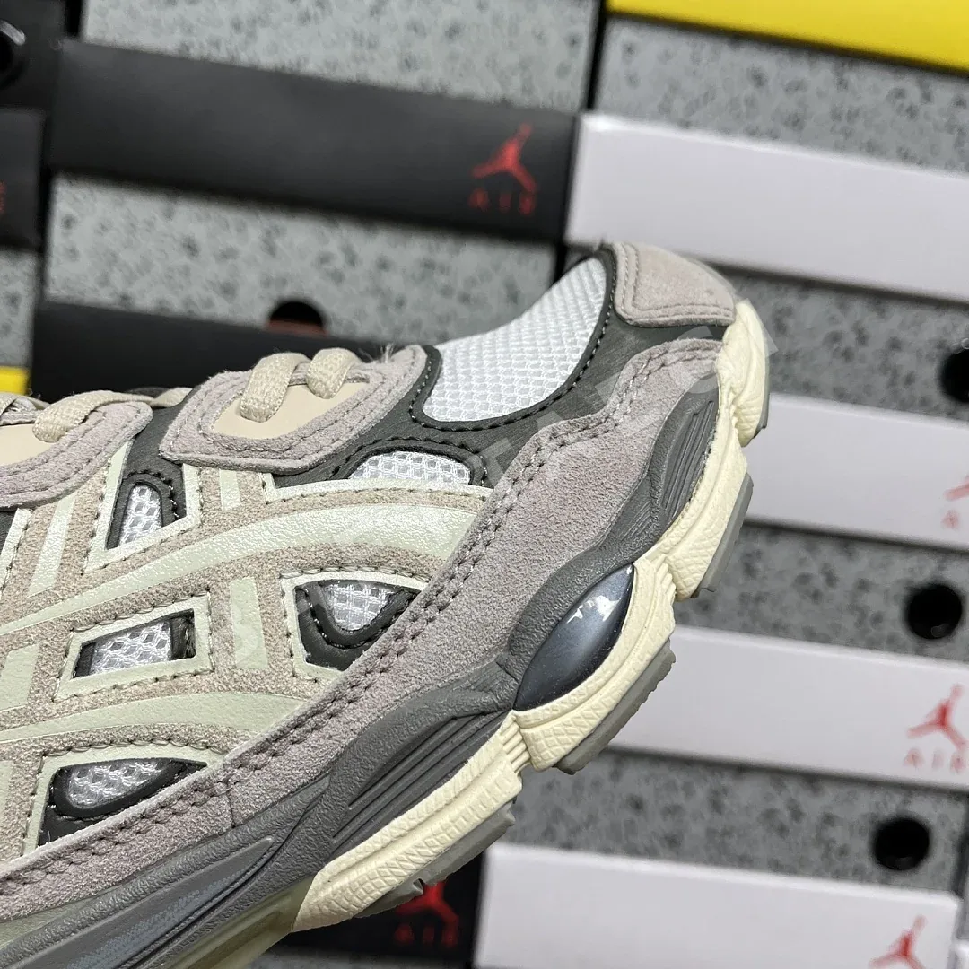 아식스 [RT] 젤 NYC 1201A789-103 200365 Asics Gel-NYC Oyster Grey 상세 이미지 8