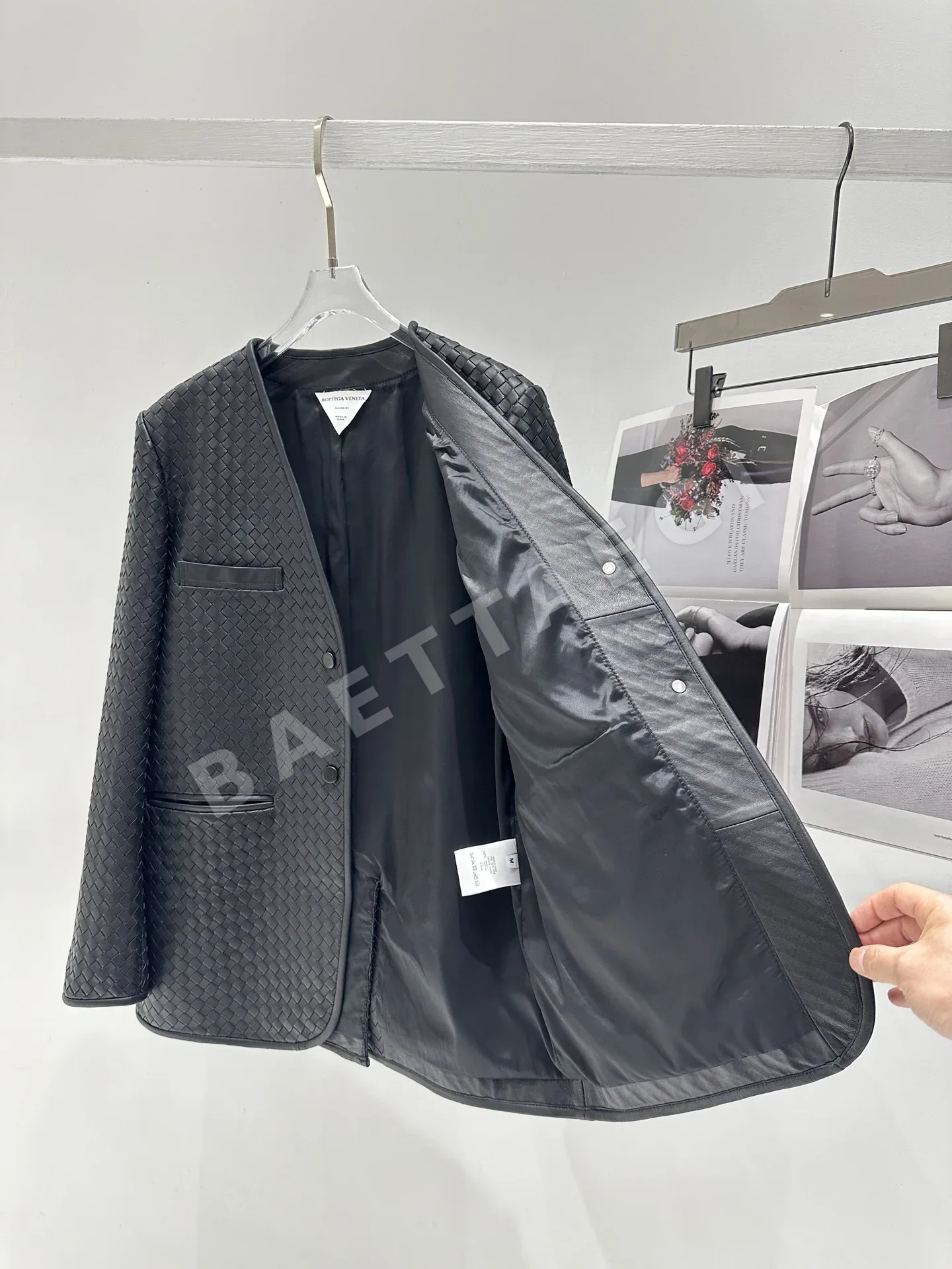 보테가베네타 여성 가죽 자켓 상세 이미지 7
