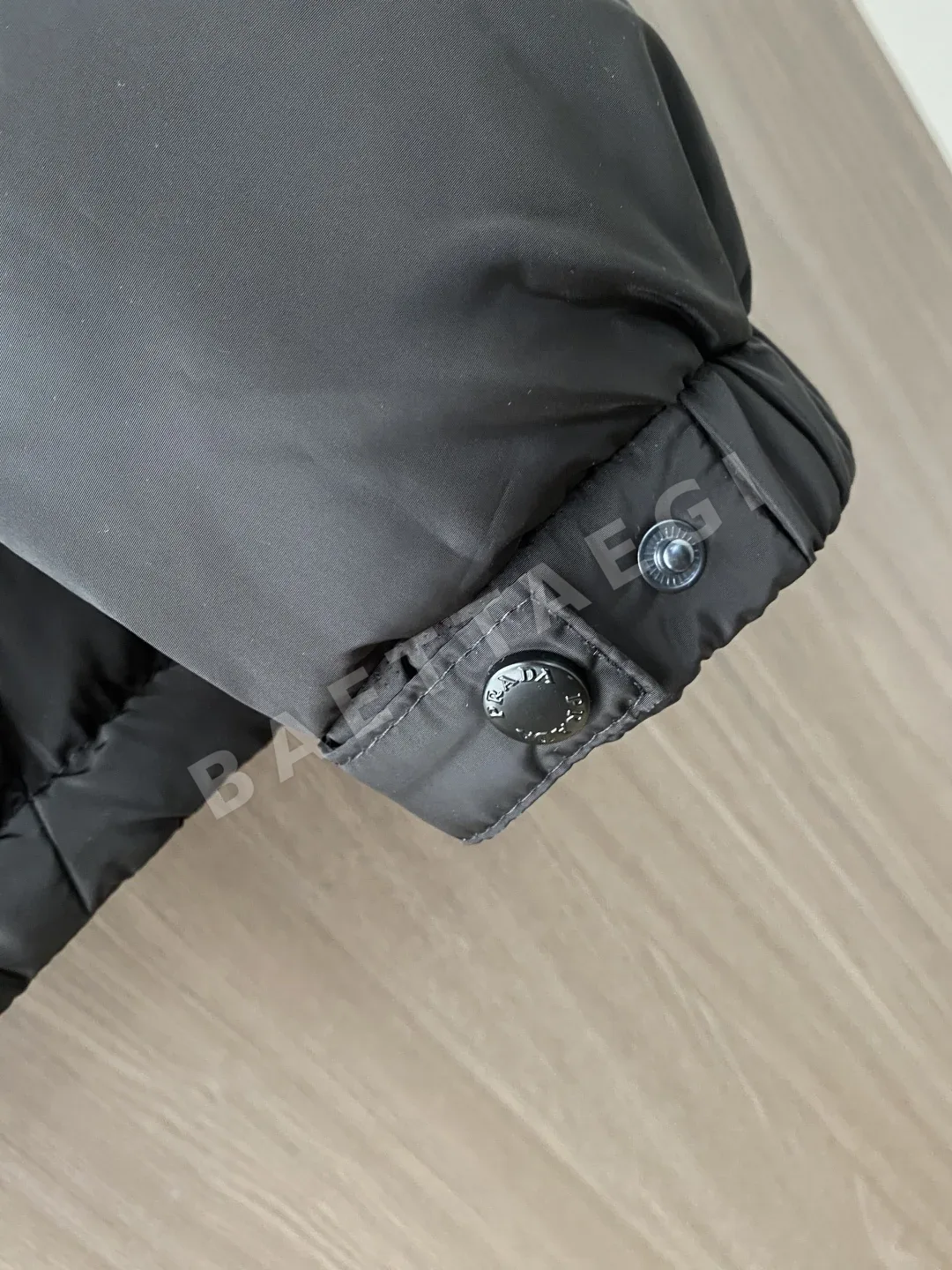 프라다 남성 다운 패딩 점퍼 상세 이미지 5