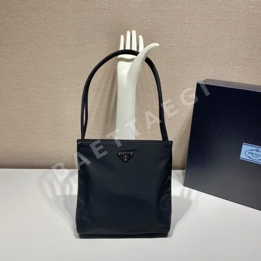 프라다 빈티지 나일론 토트백 상세 이미지 3