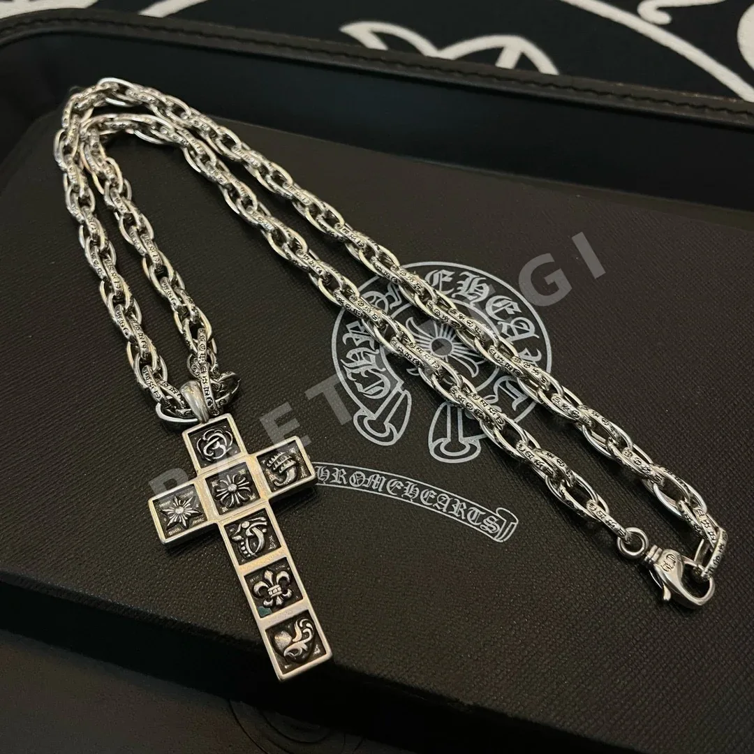 크롬하츠 크로스 플라워 목걸이 상세 이미지 5