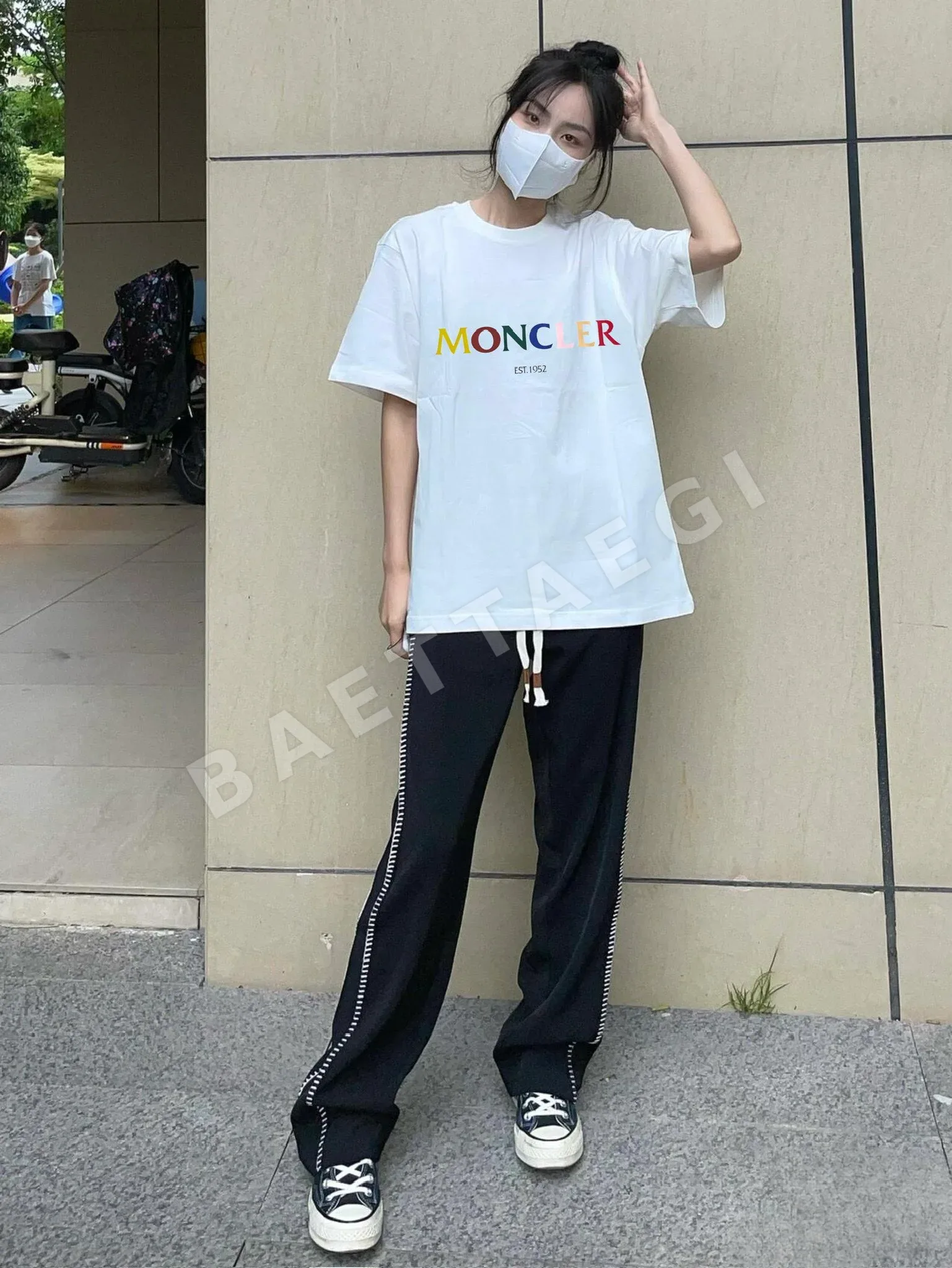 몽클레르 여성 반팔 상세 이미지 5