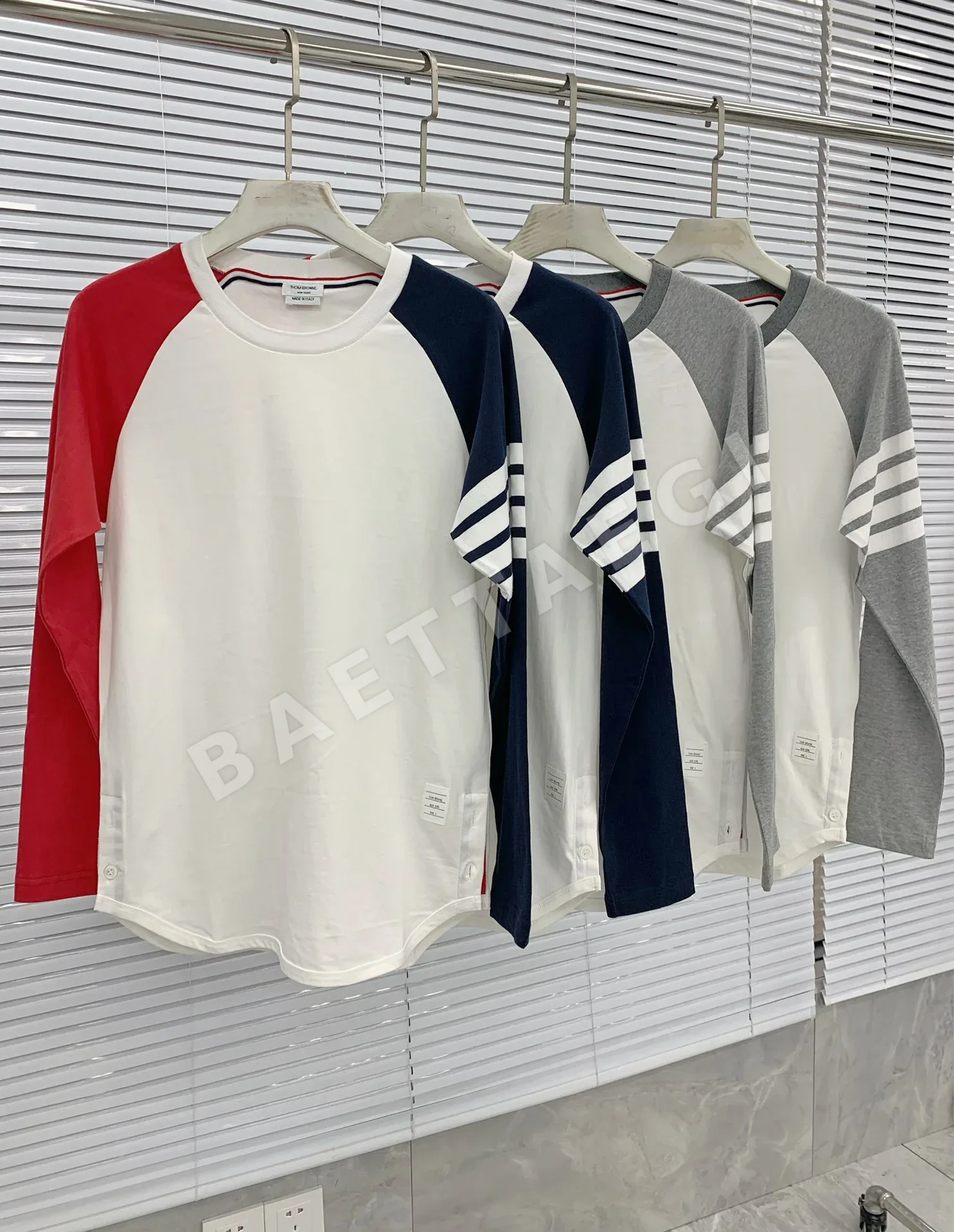 톰브라운 컬러 블록 남성 긴팔 티셔츠 126393