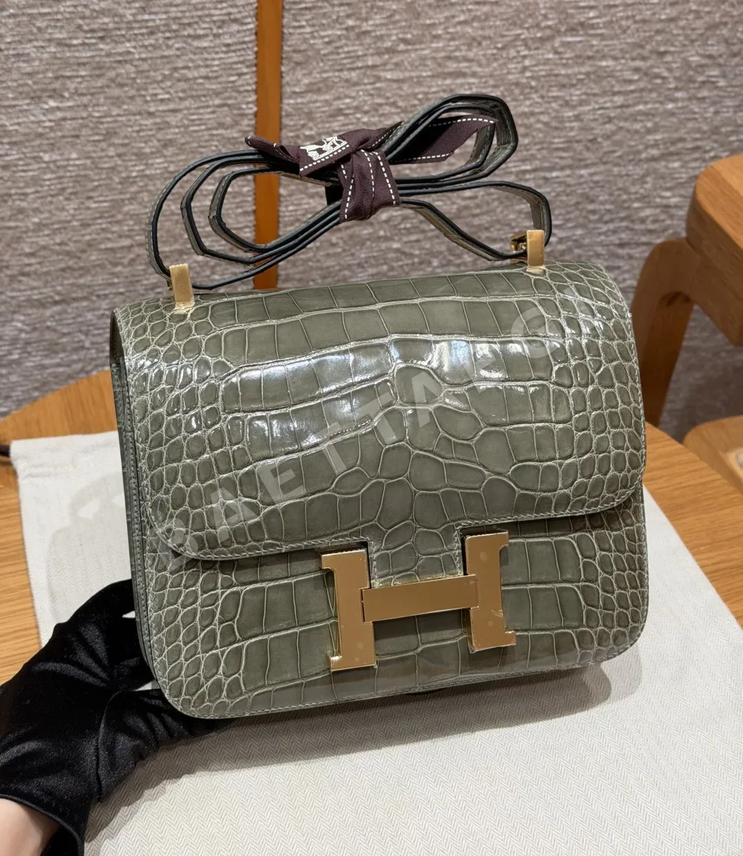 에르메스 컨스탄스 투렐 그레이 악어가죽 지갑 192487