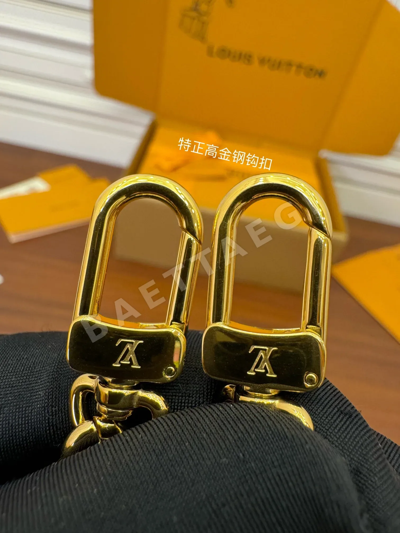 루이비통 M82885 가방 상세 이미지 5