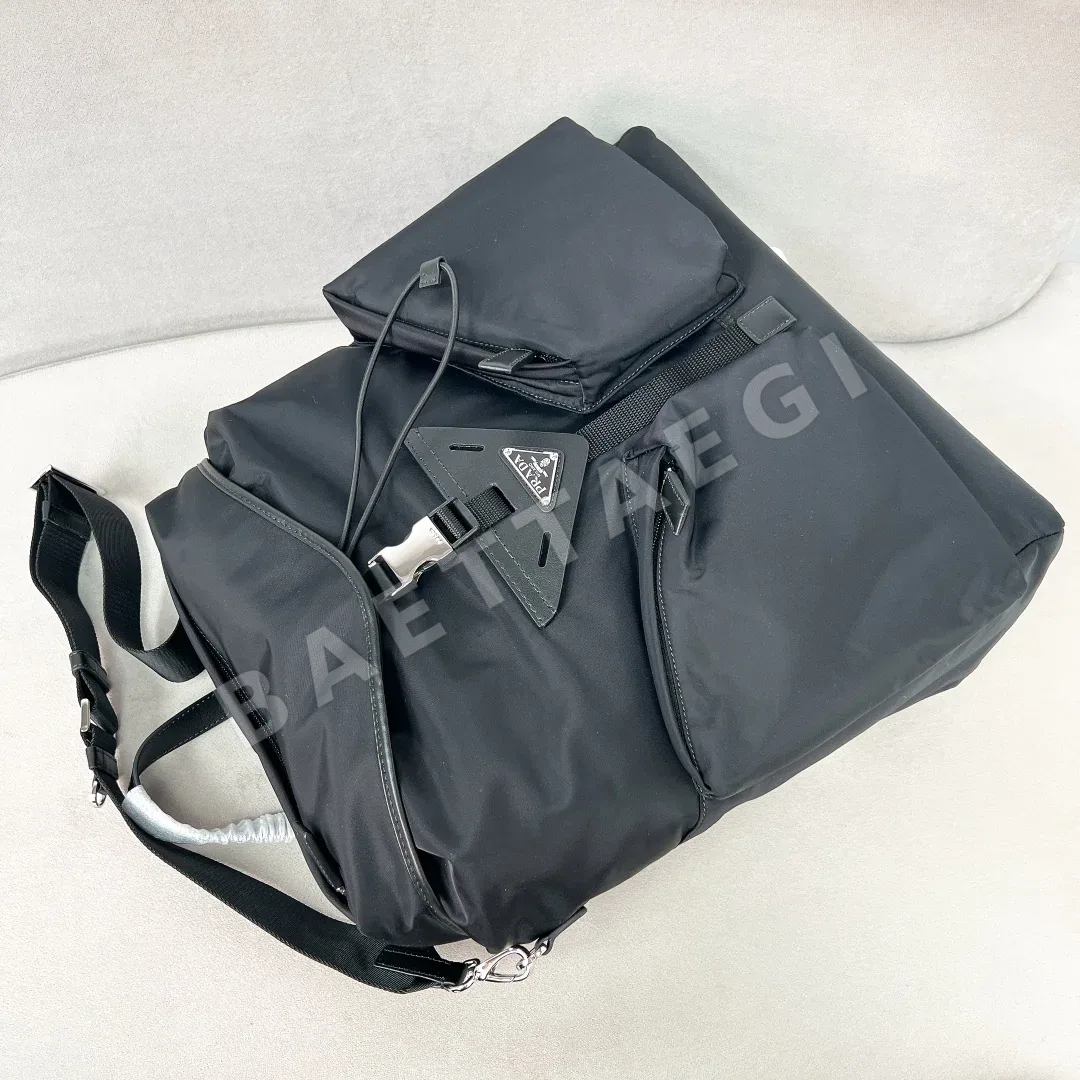 프라다 낙하산 나일론 남성용 백팩 2VZ108 상세 이미지 5