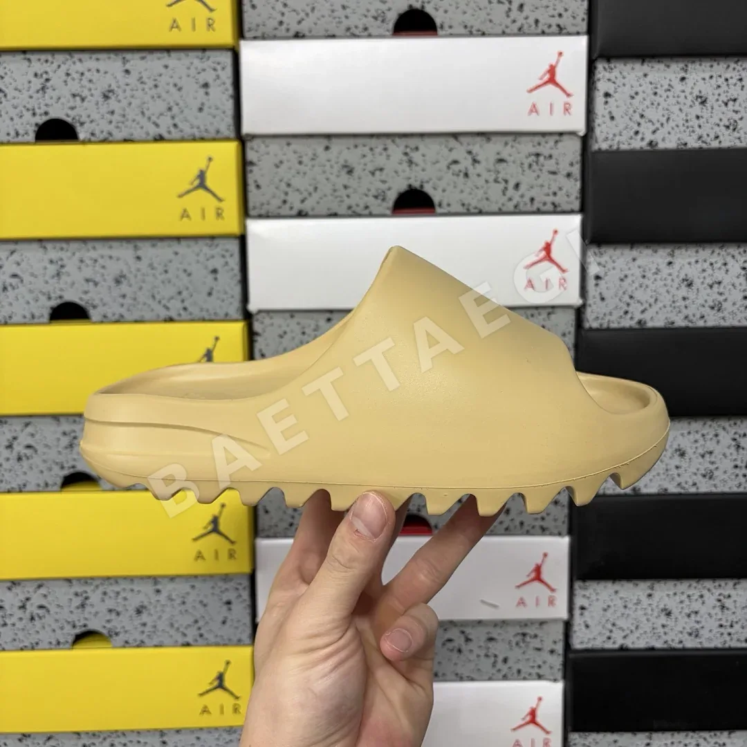 아디다스 [LW] 이지 슬라이드 FW6344 200633 Adidas Yeezy Slide Desert Sand 상세 이미지 3