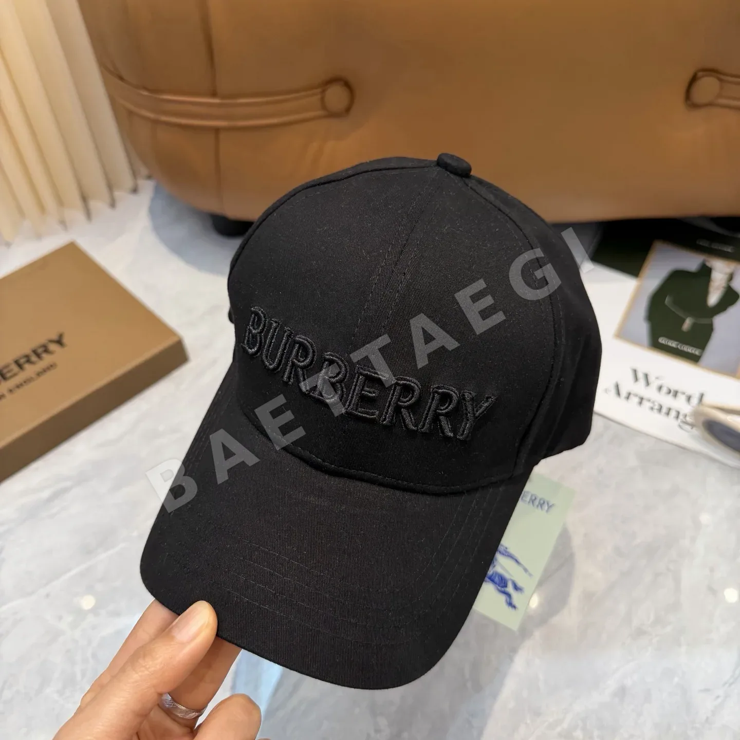 버버리 자수 베이스볼 캡 상세 이미지 8
