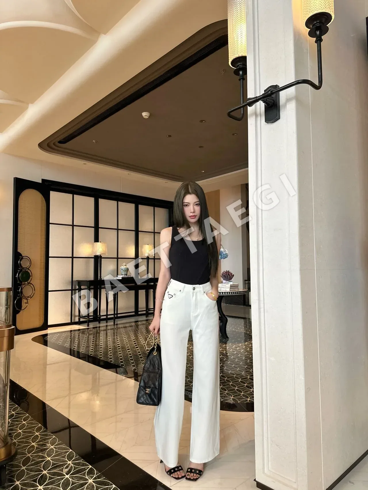 프라다 스트레이트 레그 데님 여자 바지 상세 이미지 1