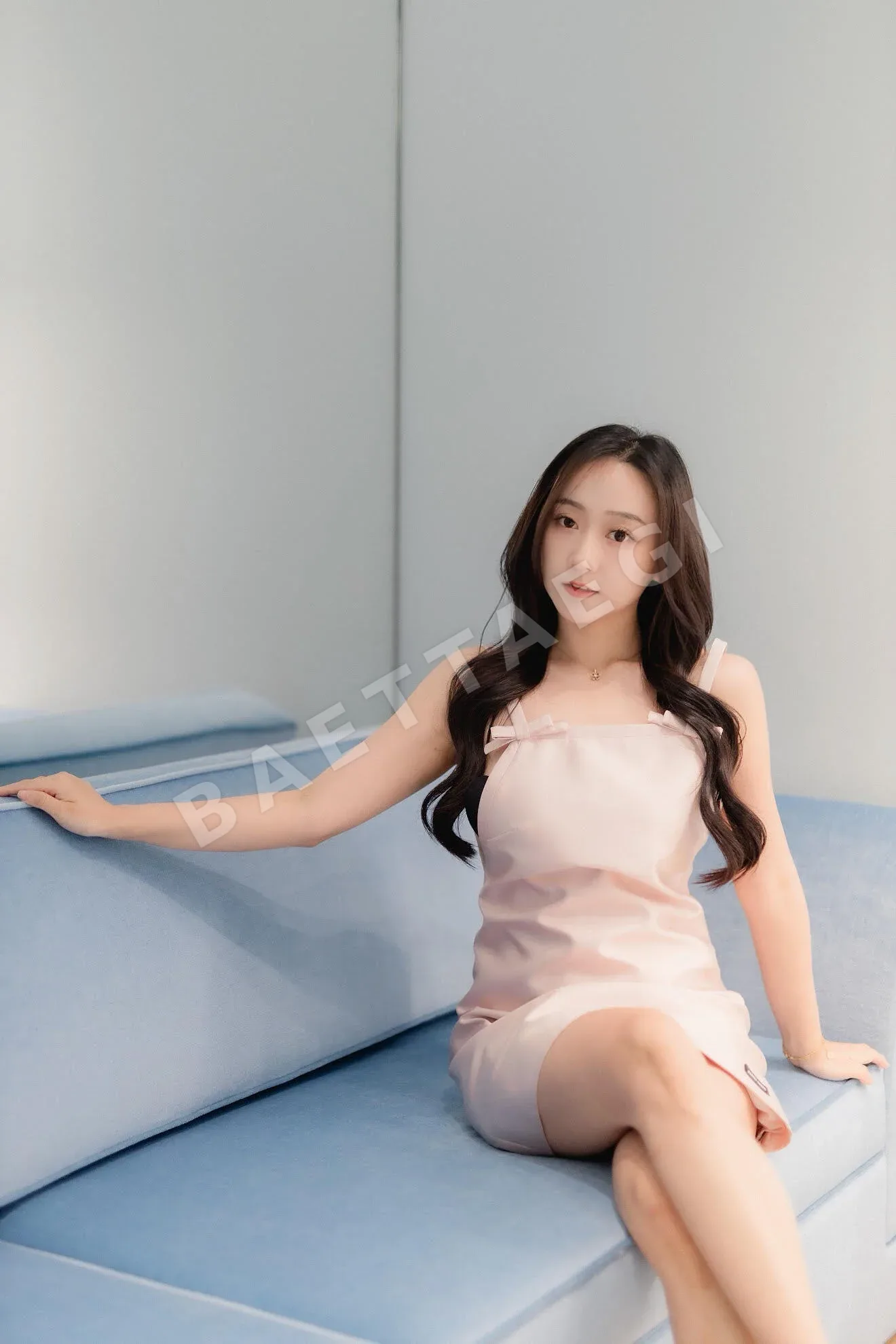 미우미우 핑크 리본 아플리케 슬립 원피스 상세 이미지 7