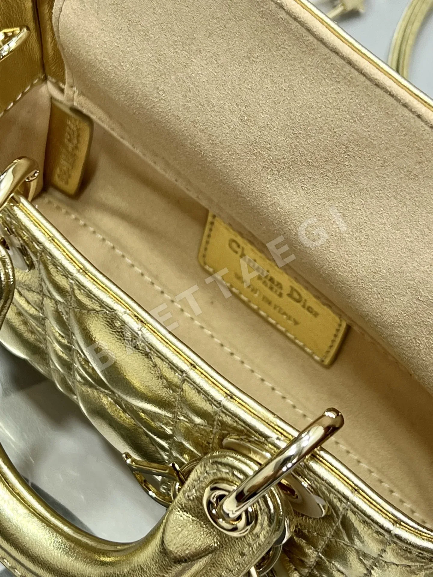 디올 레이디 울트라 미니 가죽 가방 상세 이미지 10