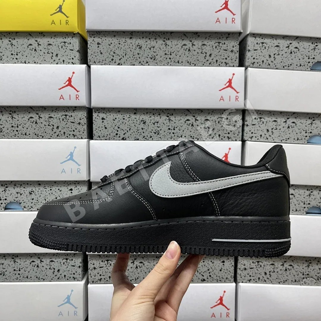 나이키 [MAX] 에어 포스 1 로우 HQ2037-006 201168 Nike Air Force 1 Low '07 LV8 Black Grey 상세 이미지 4