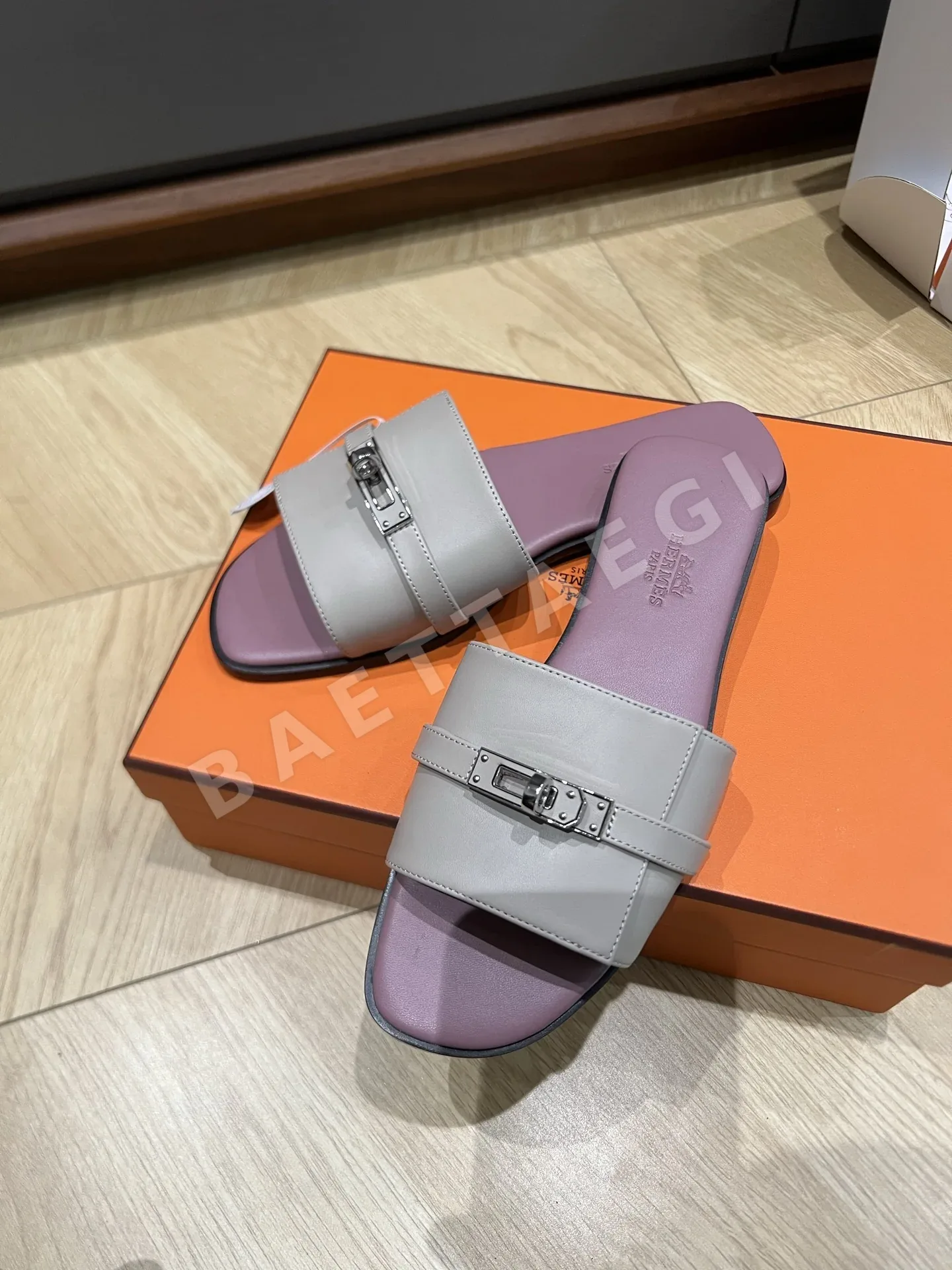 에르메스 줄리아 샌들 상세 이미지 5