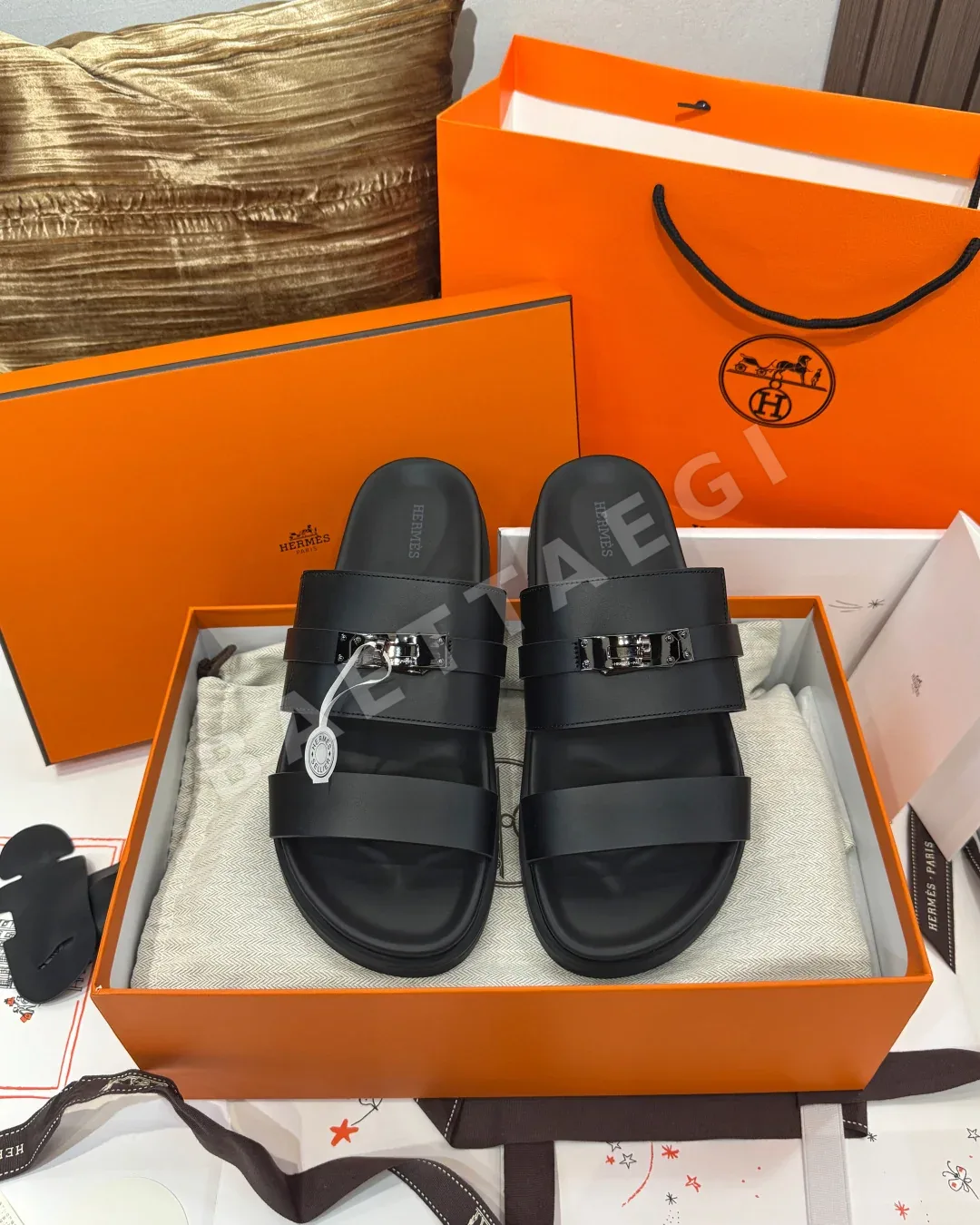 에르메스 잭슨 카프스킨 샌들 129459