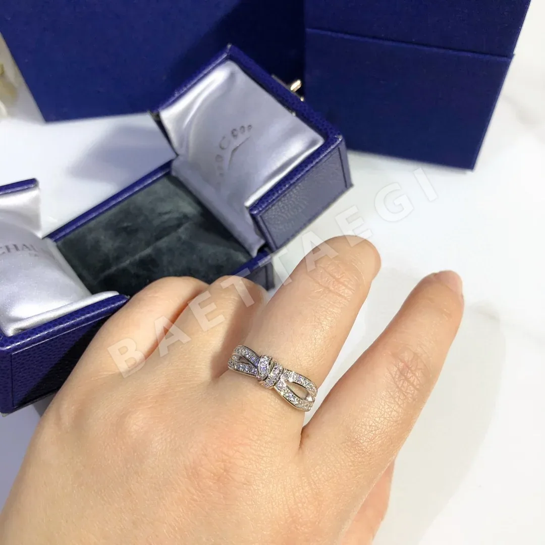 쇼메 18K 화이트 골드 팔자 반지 상세 이미지 6