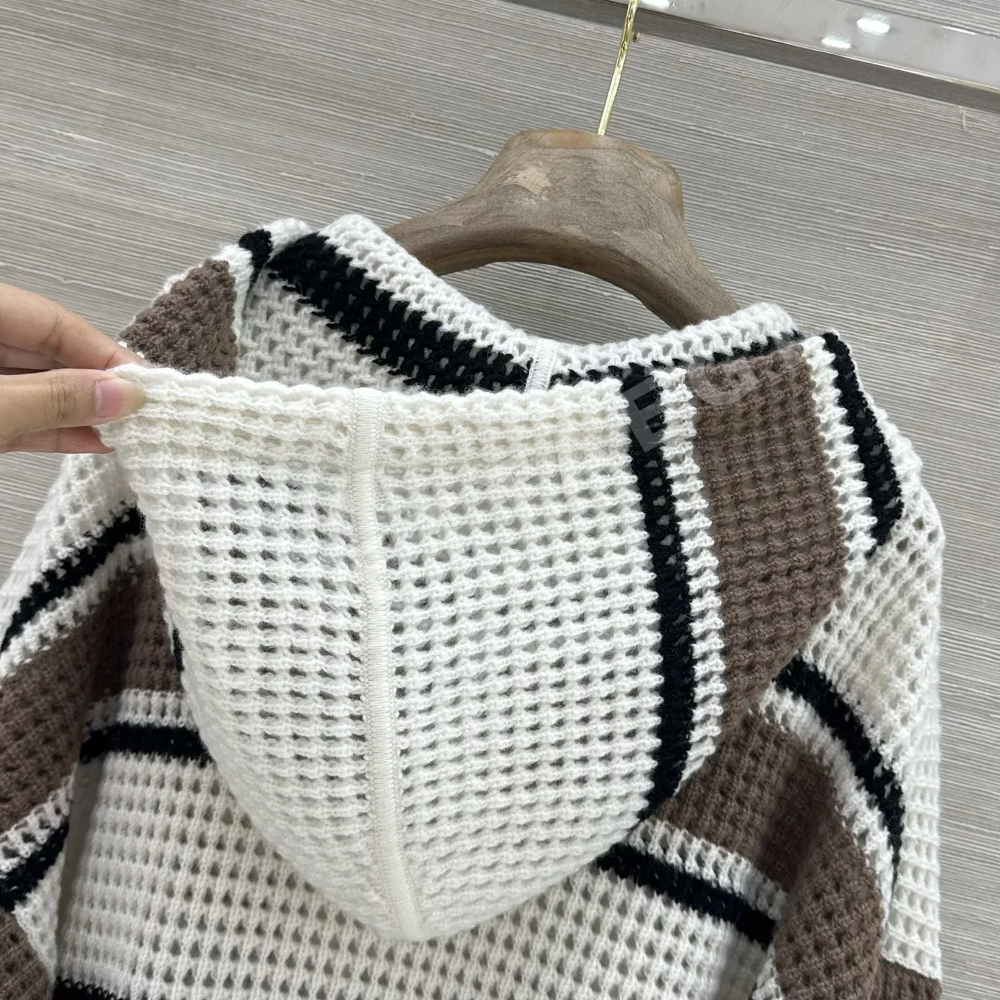 브루넬로쿠치넬리 카라 블록 스트라이프 드롭 숄더 카시미야 자켓 상세 이미지 9