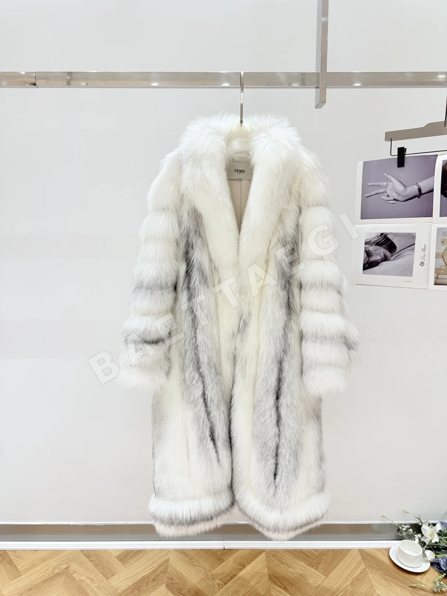 펜디 여성 여우 모피 자켓 상세 이미지 3