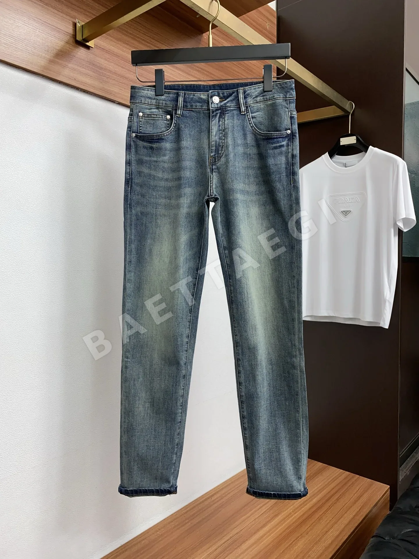 버버리 남성 데님 바지 상세 이미지 2