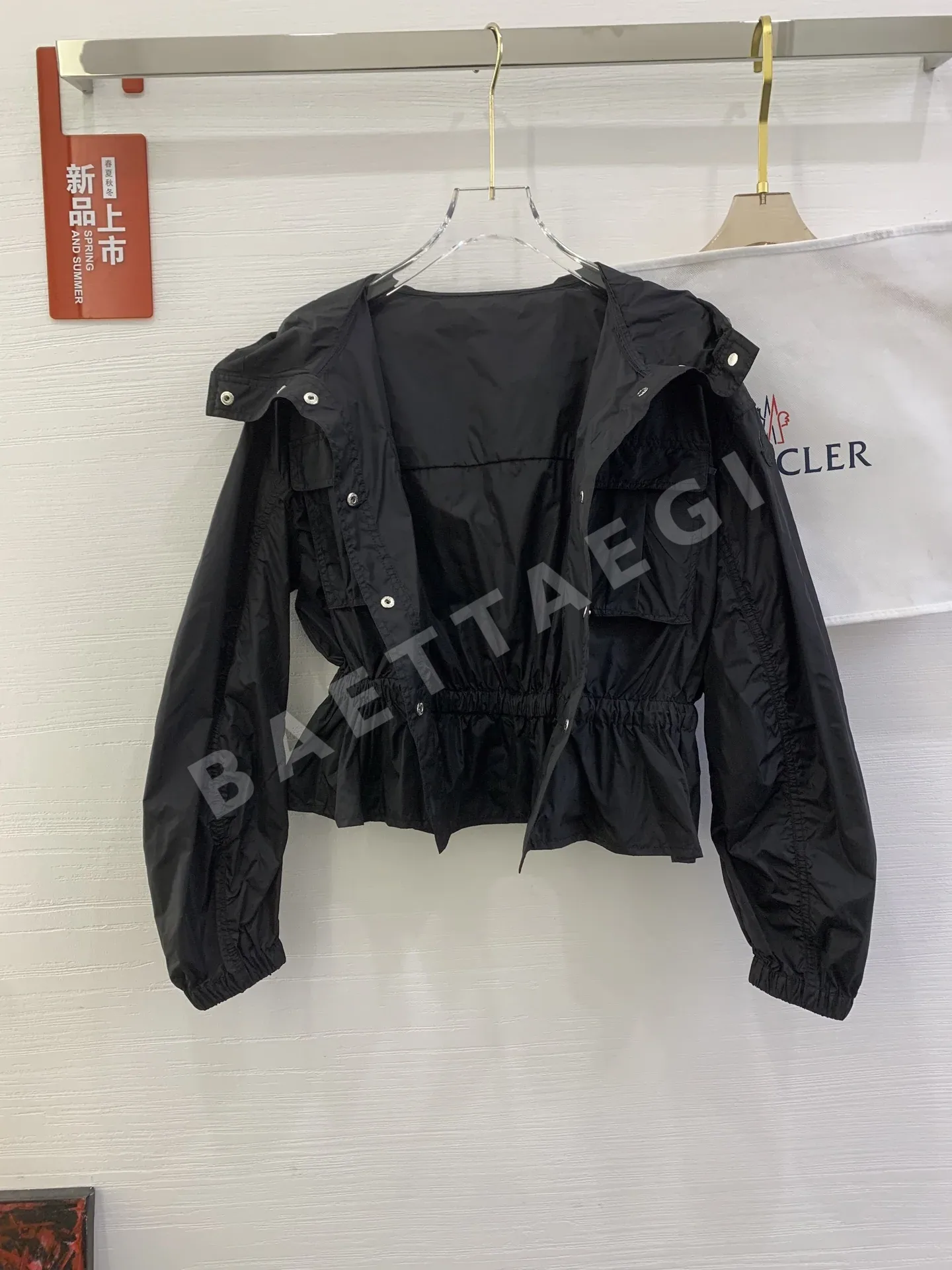 몽클레르 여성 블랙 화이트 플리츠 원피스 레플리카 6516 상세 이미지 6