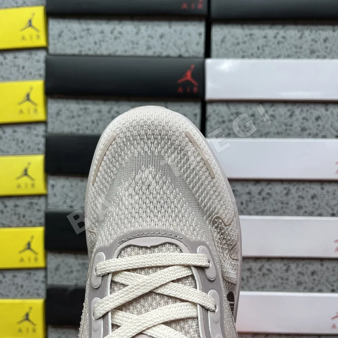 나이키 [CG] 보메로 프리미엄 HQ5963-607 201993 Nike Vomero Premium 상세 이미지 2