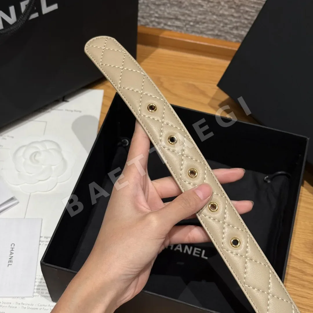 샤넬 더블 C 메탈 로고 램스킨 벨트 상세 이미지 7