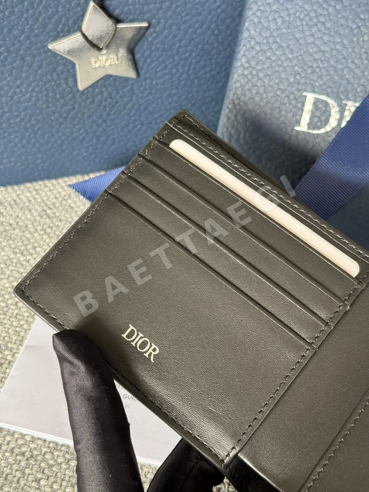 디올 그레이 CD 다이아몬드 패턴 캔버스 지갑 상세 이미지 7