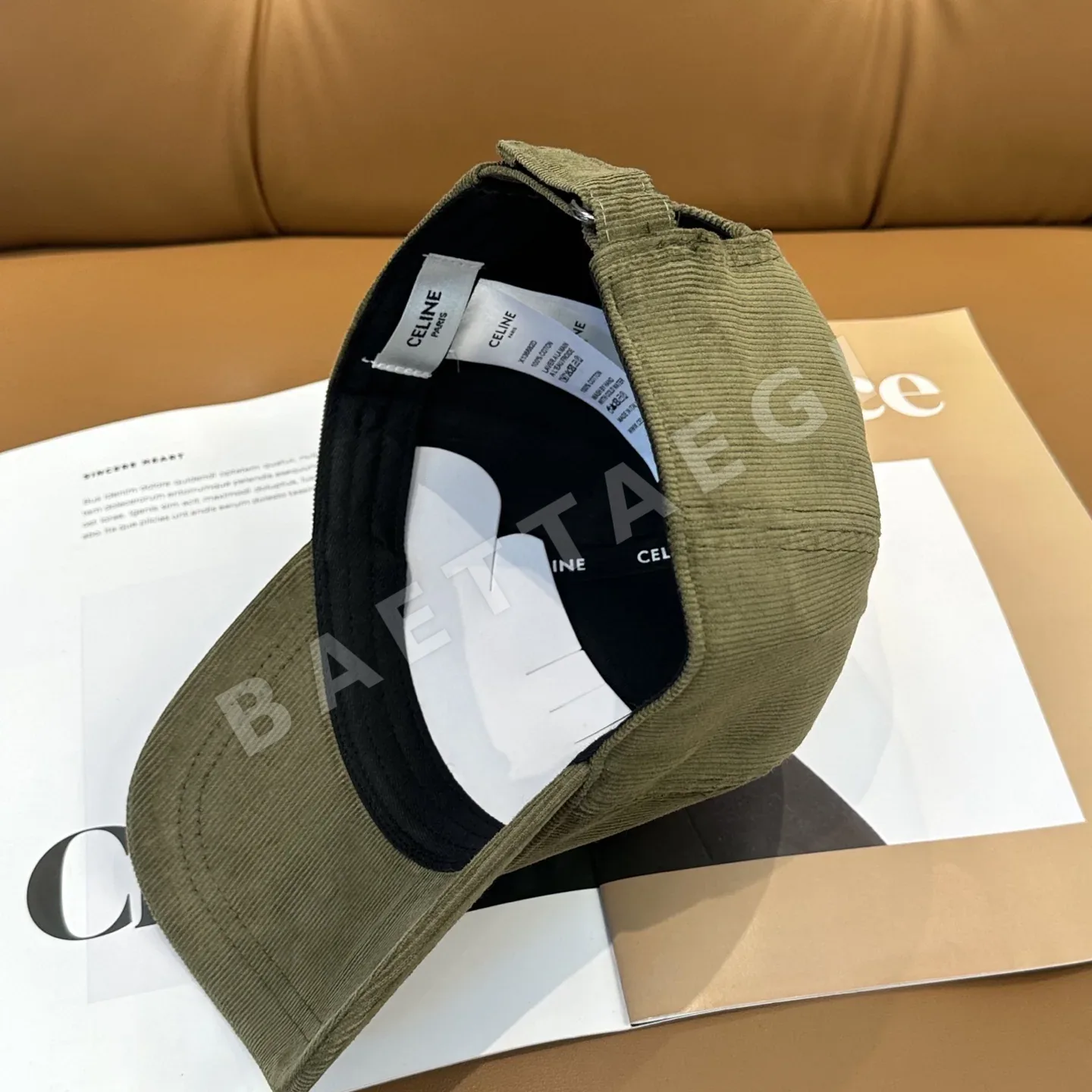 셀린느 개선문 자수 코듀로이 베이스볼 캡 상세 이미지 4