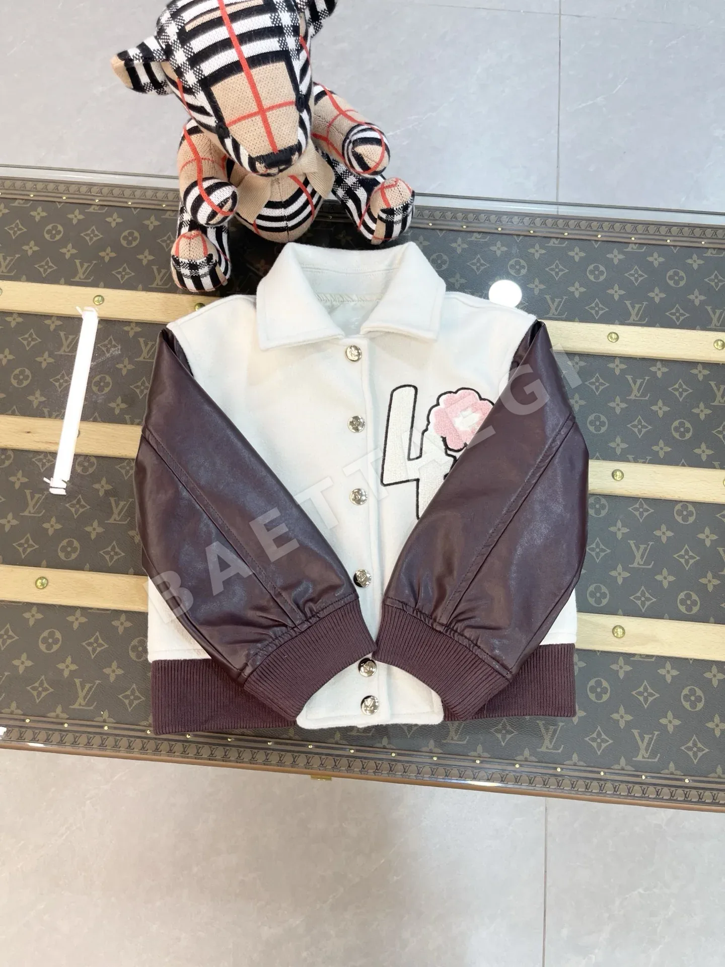 루이비통 Louis Vuitton 2026 Fall/Winter Children's Baseball Jacket ⚾ 상세 이미지 8