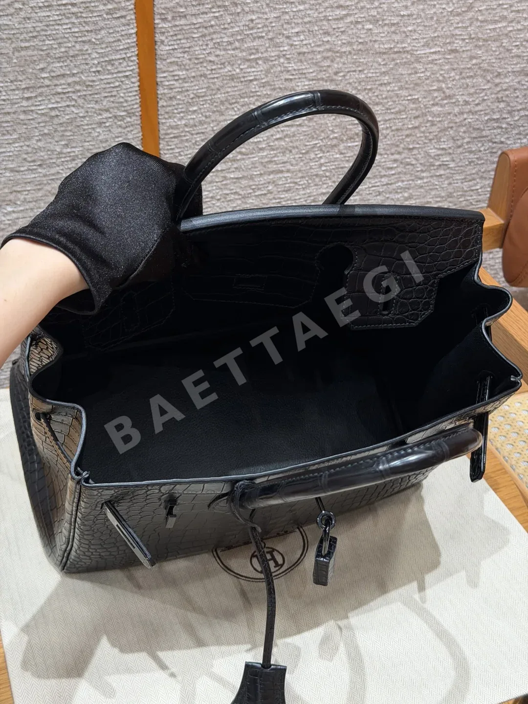 에르메스 버킨 30 매트 나일 악어가죽 가방 상세 이미지 6