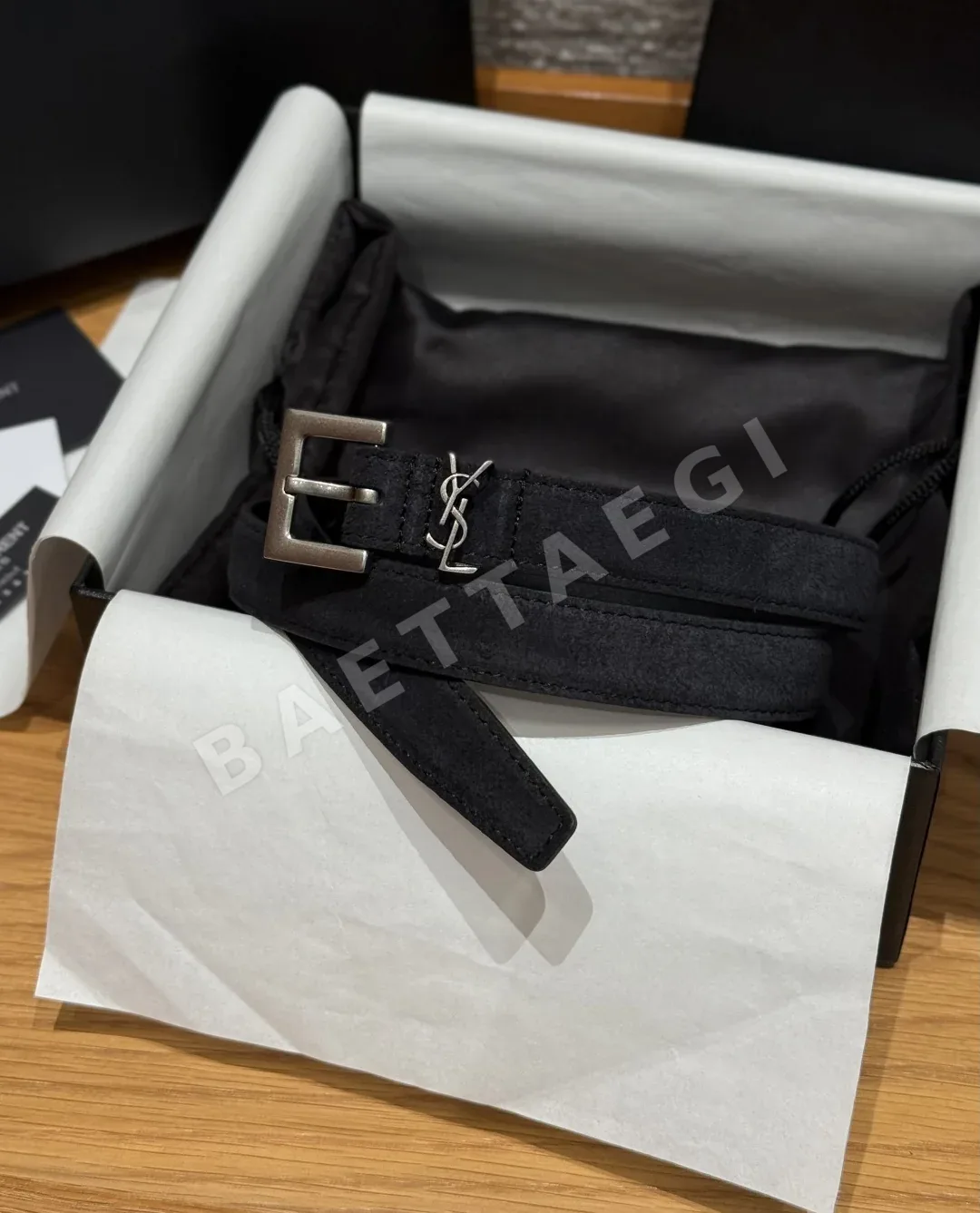 생로랑 스웨이드 송아지가죽 벨트 20MM 174518