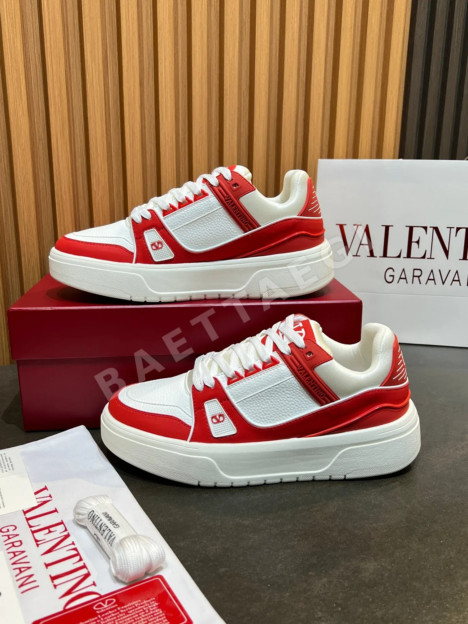 발렌티노 VLTN 커플 슈즈 상세 이미지 3
