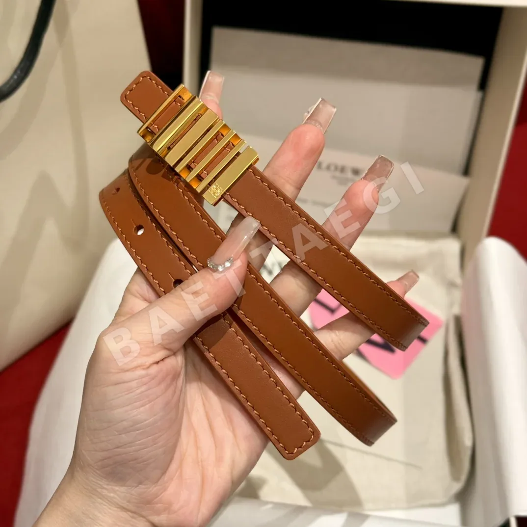 로에베 기하학 무늬 소가죽 여성용 벨트 상세 이미지 2