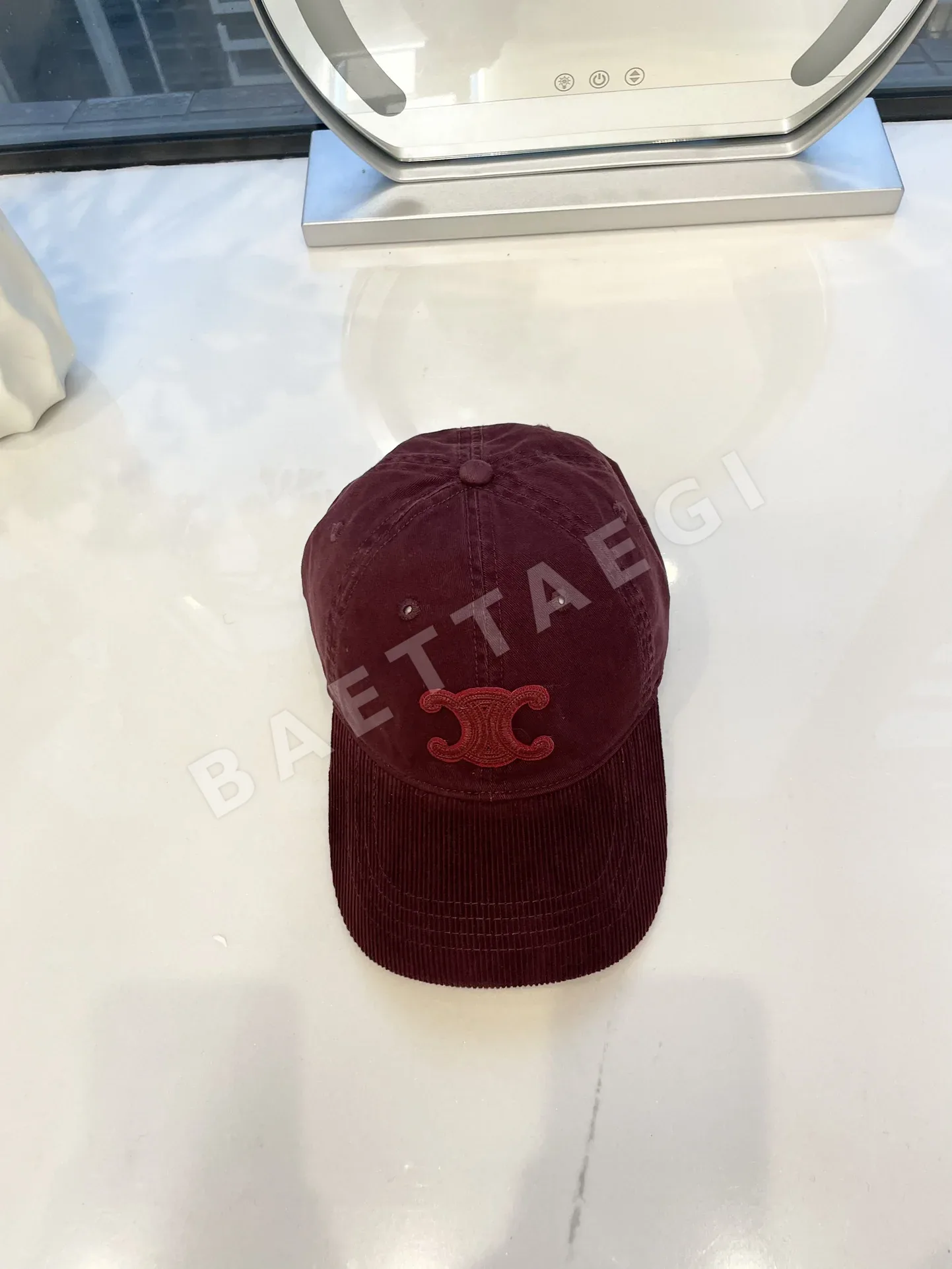 셀린느 패치워크 자수 엠블럼 야구모자 83590