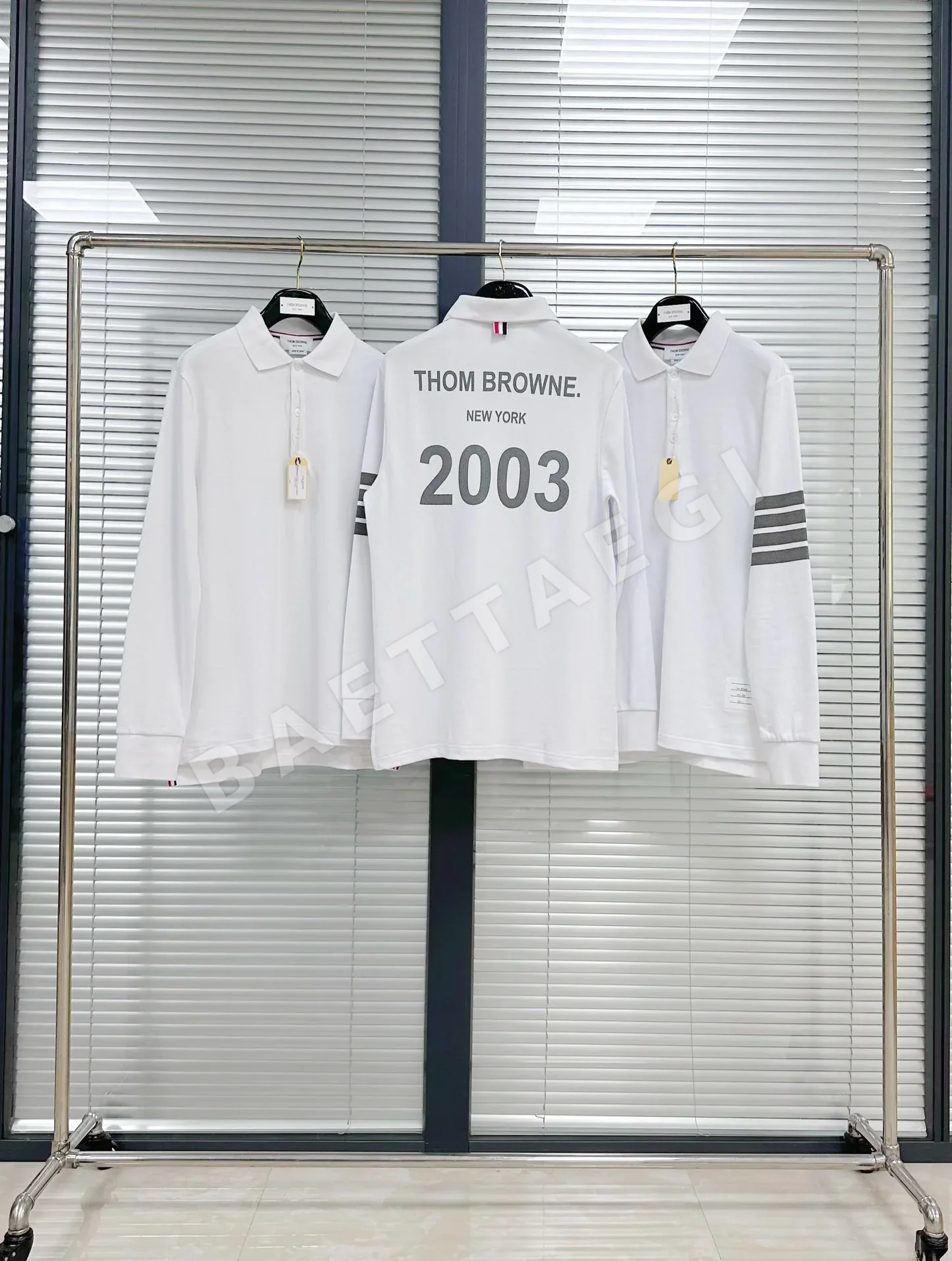 톰브라운 20 주년 긴팔 폴로셔츠 상세 이미지 1