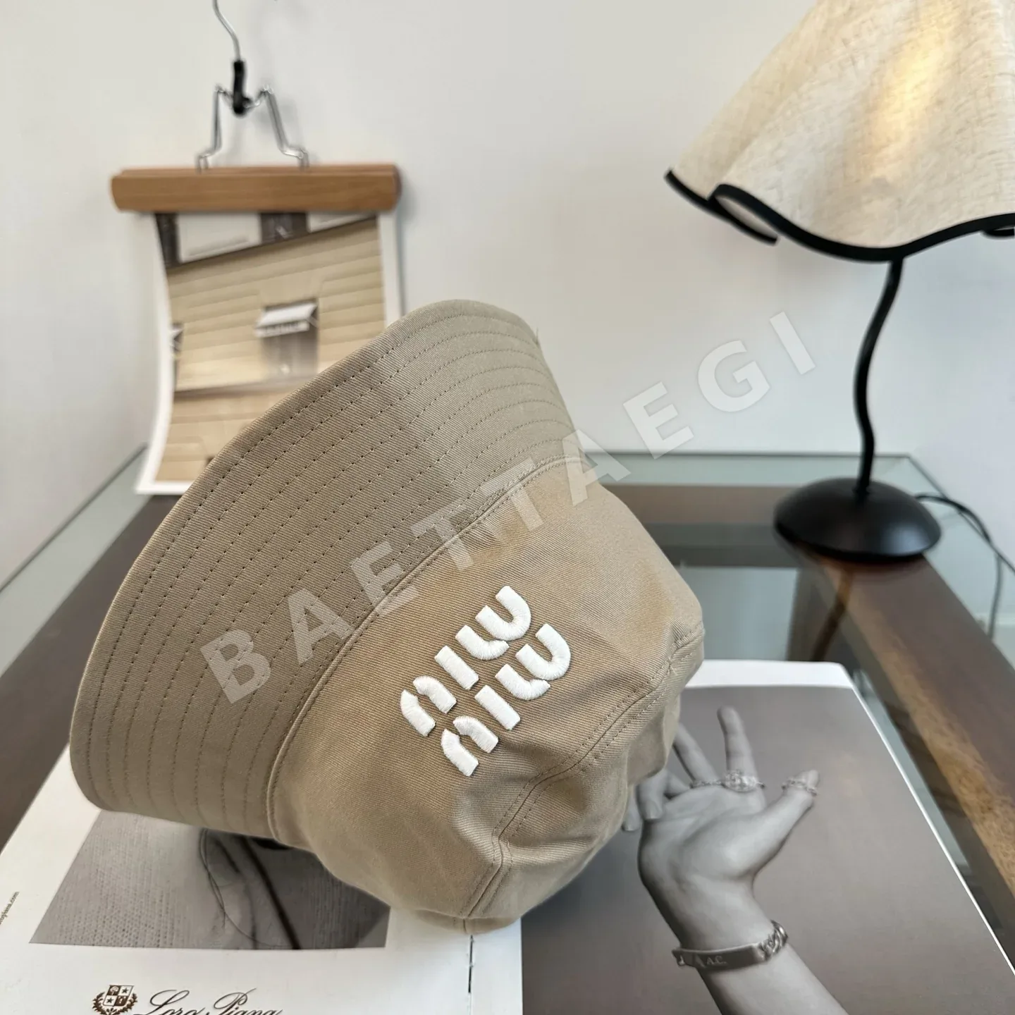 미우미우 모자 185829 Miu Miu Cap 상세 이미지 8