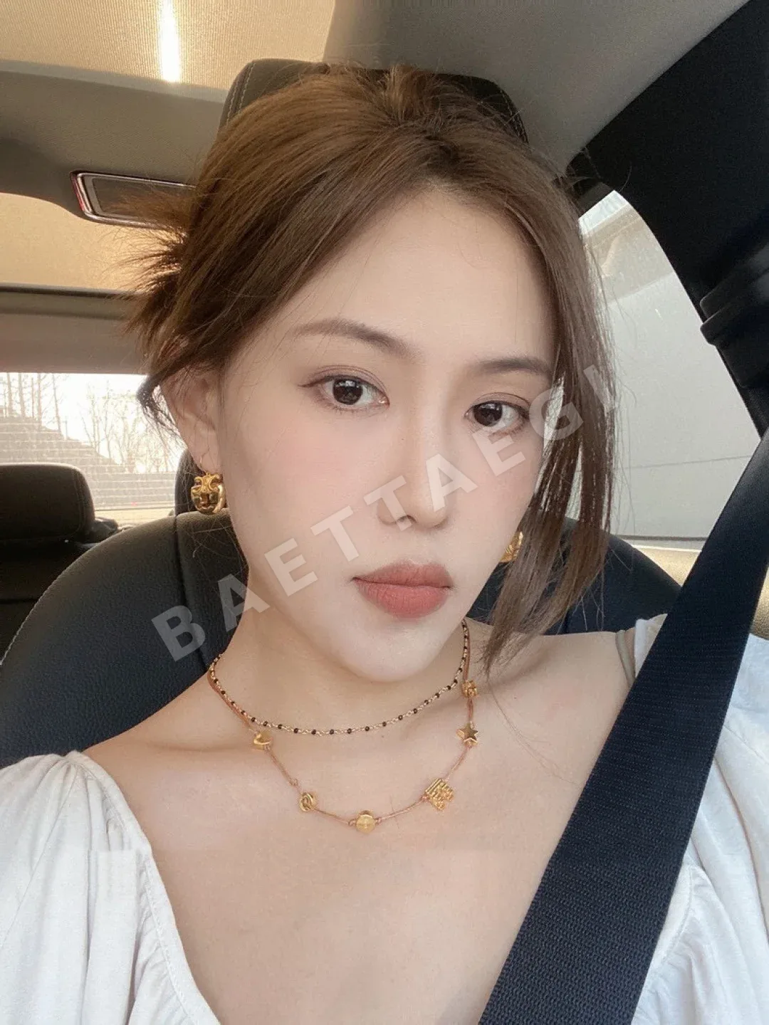 셀린느 중공 개선문 귀걸이 상세 이미지 3