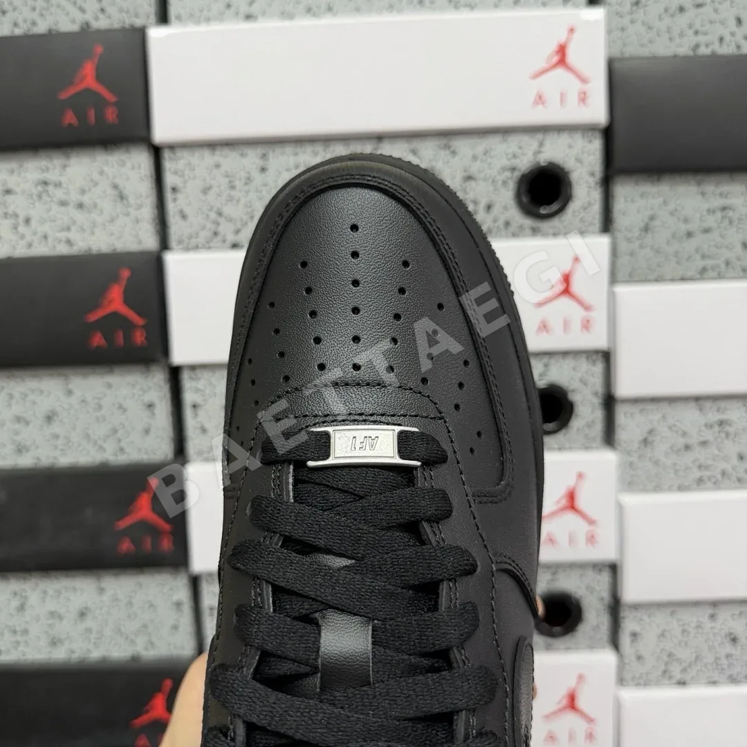 나이키 [MAX] 에어 포스 1 로우 CW2288-001 201084 Nike Air Force 1 Low '07 Black 상세 이미지 4