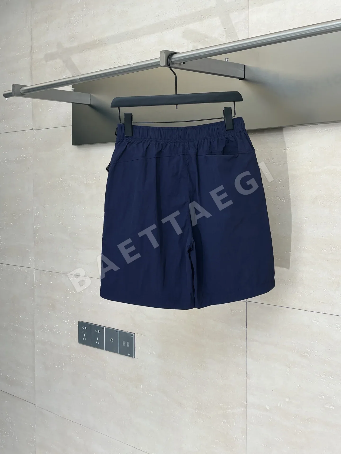 디올 포켓 집업 반바지 상세 이미지 2